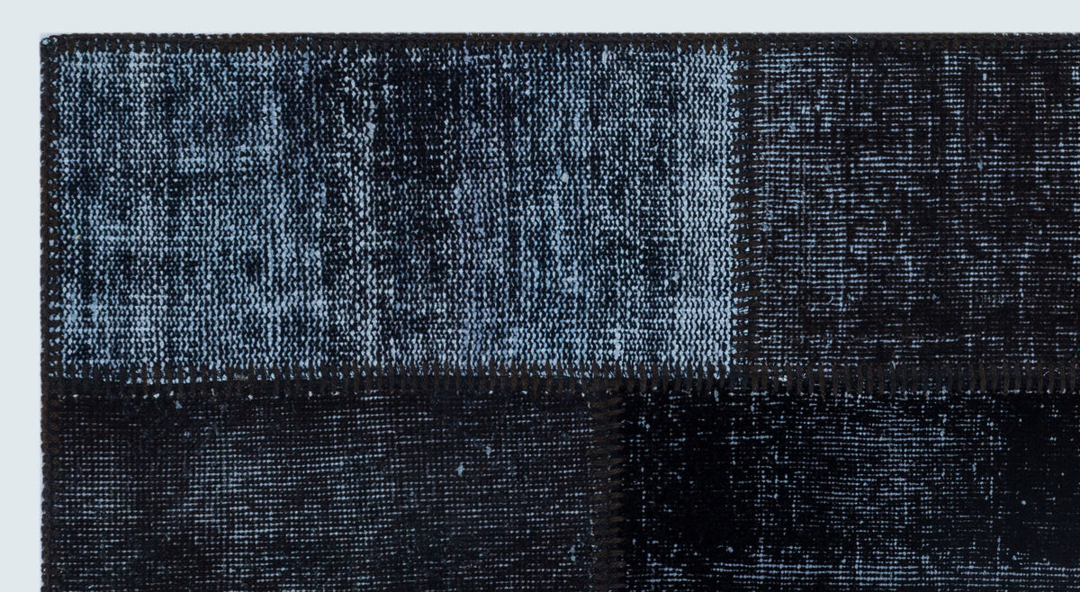Black Over Dyed Patchwork Unique Rug 2&#39;7&#39;&#39; x 4&#39;11&#39;&#39; ft 80 x 150 cm