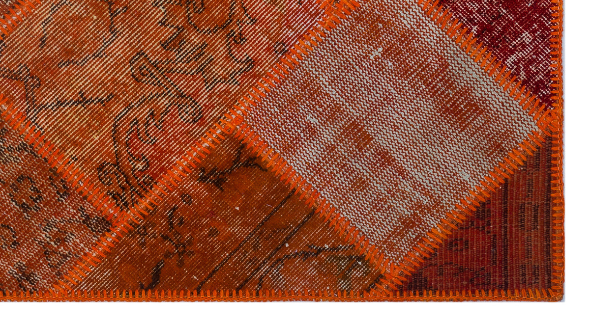 Red Over Dyed Patchwork Unique Rug 2&#39;7&#39;&#39; x 4&#39;11&#39;&#39; ft 80 x 150 cm