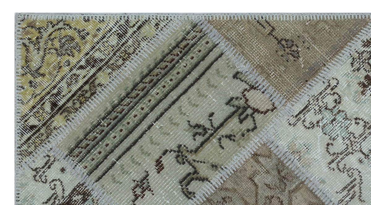 Beige Over Dyed Patchwork Unique Rug 2&#39;7&#39;&#39; x 4&#39;11&#39;&#39; ft 80 x 150 cm