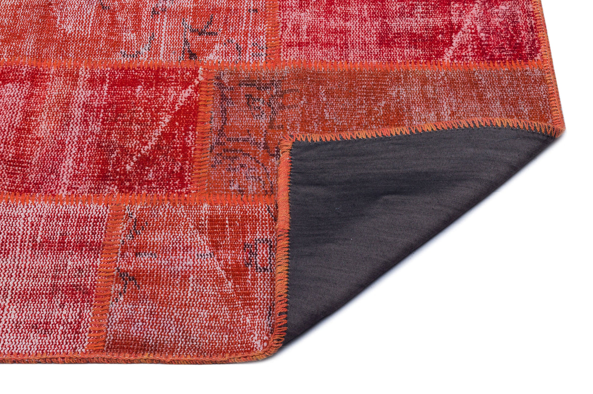 Red Over Dyed Patchwork Unique Rug 2&#39;7&#39;&#39; x 4&#39;11&#39;&#39; ft 80 x 150 cm
