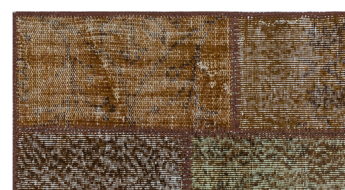 Brown Over Dyed Patchwork Unique Rug 2&#39;7&#39;&#39; x 4&#39;11&#39;&#39; ft 80 x 150 cm