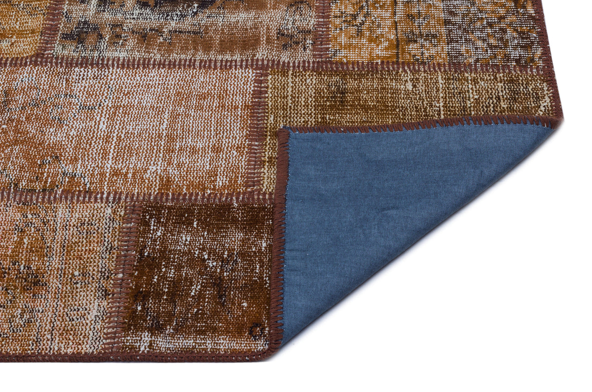 Brown Over Dyed Patchwork Unique Rug 2&#39;7&#39;&#39; x 4&#39;11&#39;&#39; ft 80 x 150 cm
