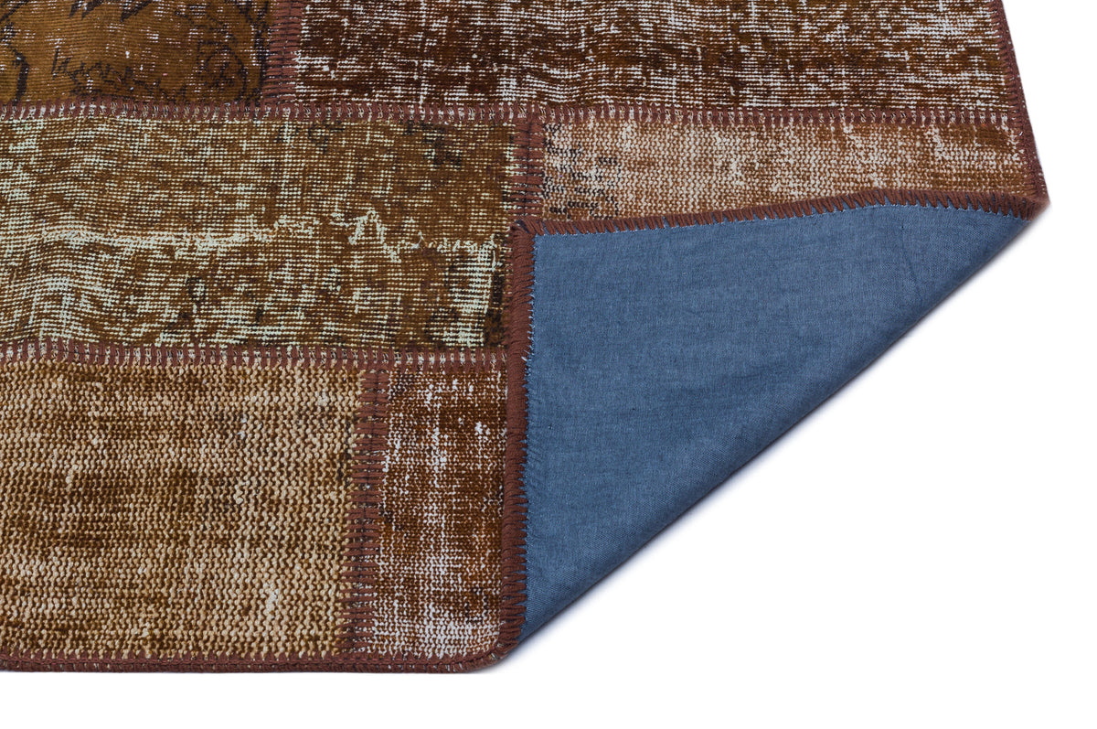 Brown Over Dyed Patchwork Unique Rug 2&#39;7&#39;&#39; x 4&#39;11&#39;&#39; ft 80 x 150 cm