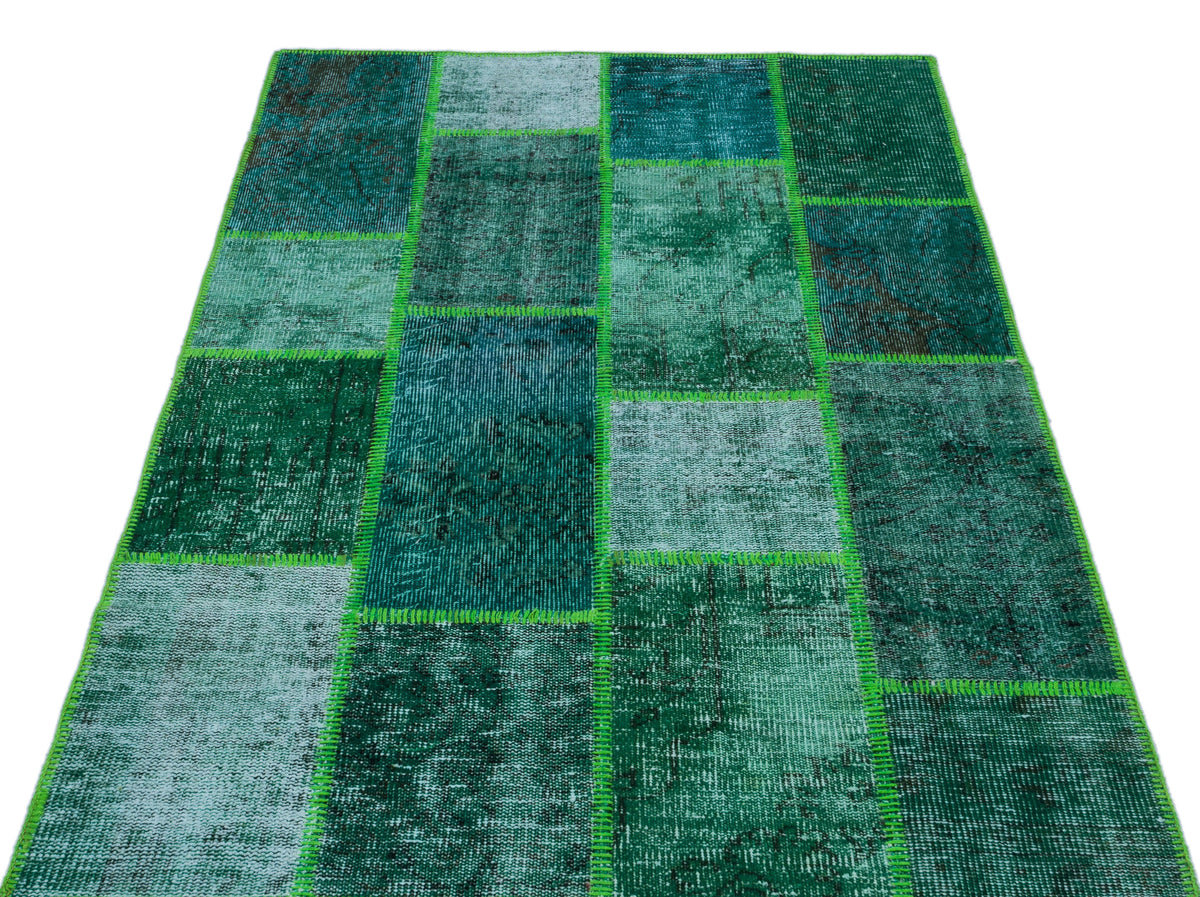 Green Over Dyed Patchwork Unique Rug 3&#39;11&#39;&#39; x 5&#39;11&#39;&#39; ft 120 x 180 cm