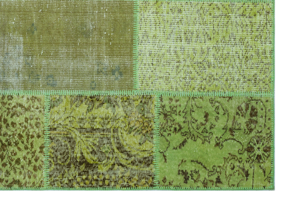 Green Over Dyed Patchwork Unique Rug 5&#39;3&#39;&#39; x 7&#39;7&#39;&#39; ft 160 x 232 cm