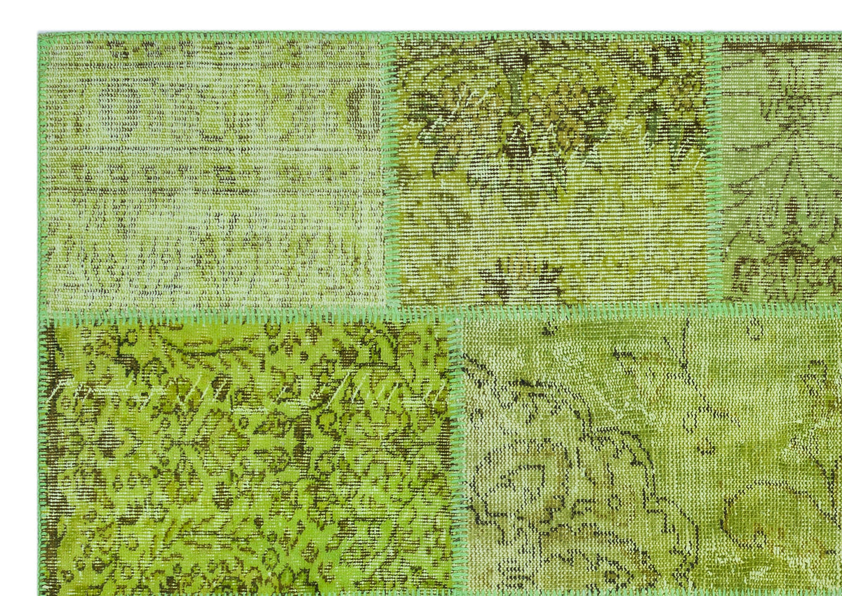 Green Over Dyed Patchwork Unique Rug 5&#39;3&#39;&#39; x 7&#39;7&#39;&#39; ft 160 x 230 cm