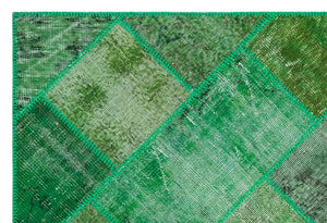 Green Over Dyed Patchwork Unique Rug 3'11'' x 5'11'' ft 120 x 180 cm