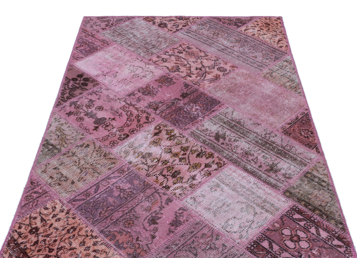 Pink Over Dyed Patchwork Unique Rug 3&#39;11&#39;&#39; x 5&#39;11&#39;&#39; ft 120 x 180 cm