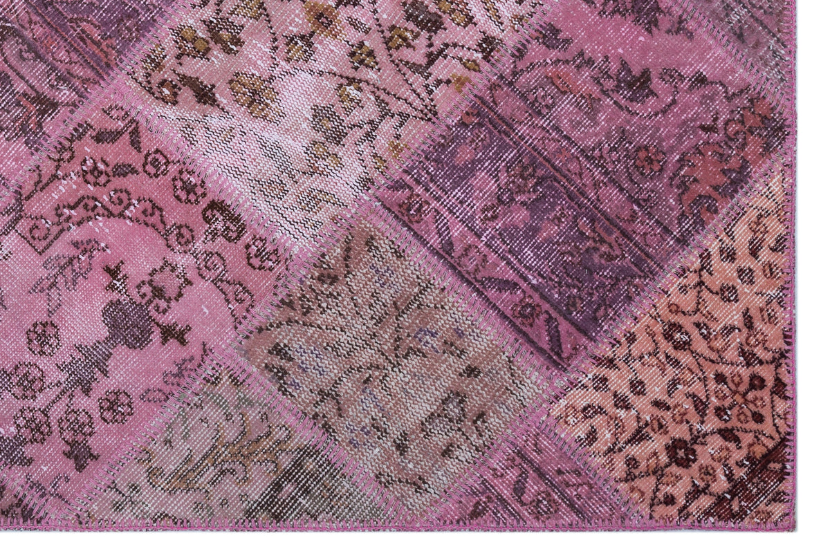 Pink Over Dyed Patchwork Unique Rug 3&#39;11&#39;&#39; x 5&#39;11&#39;&#39; ft 120 x 180 cm