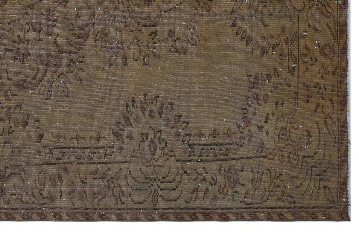 Brown Over Dyed Vintage Rug 5&#39;6&#39;&#39; x 8&#39;6&#39;&#39; ft 168 x 258 cm