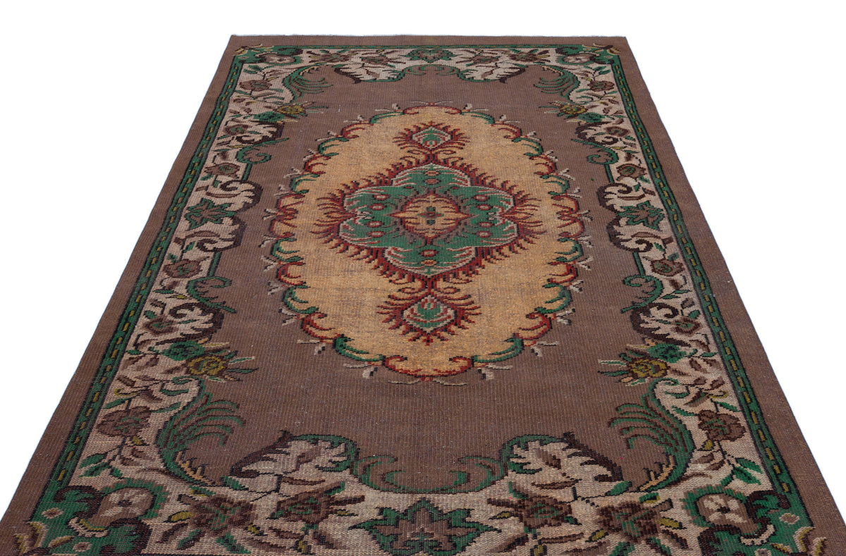 Naturel Over Dyed Vintage Rug 5&#39;6&#39;&#39; x 9&#39;0&#39;&#39; ft 167 x 275 cm