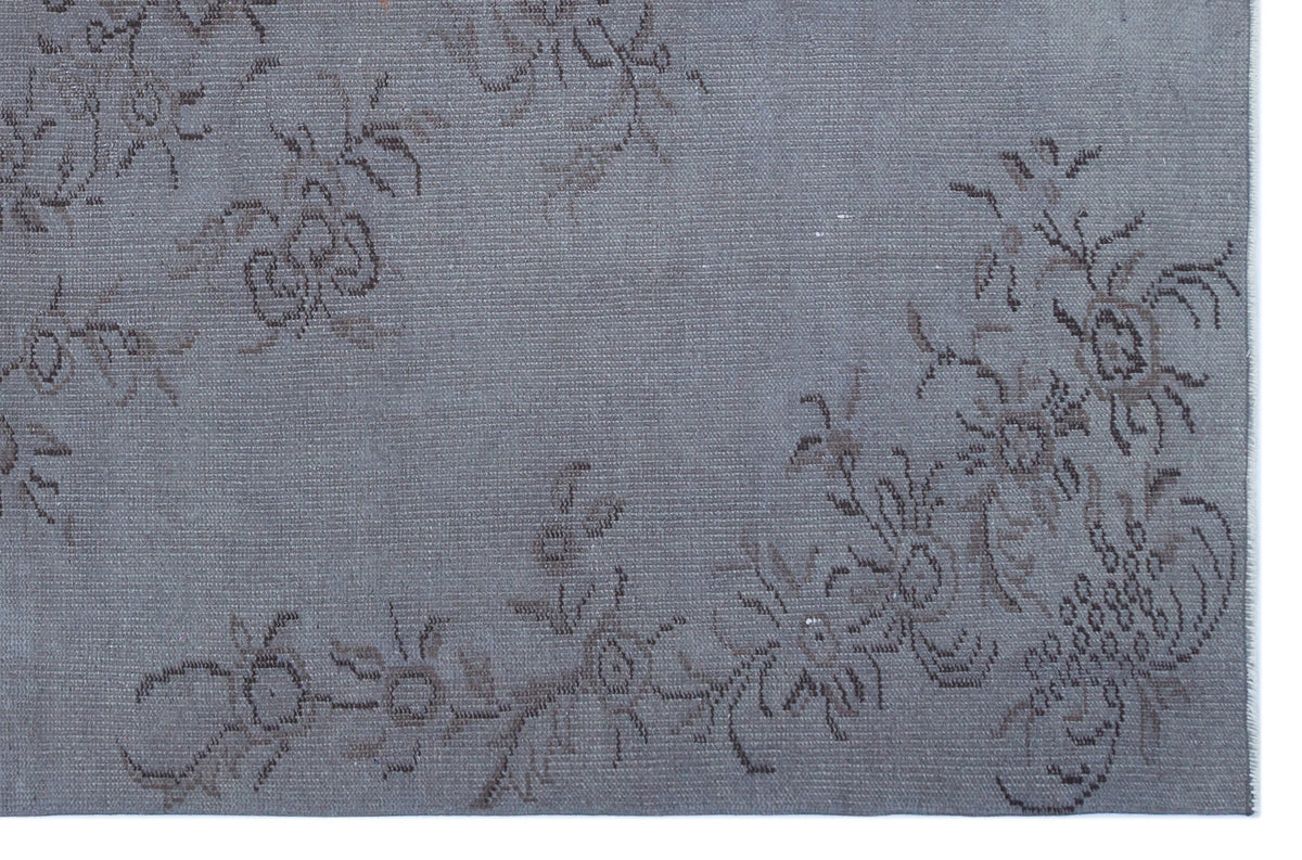 Gray Over Dyed Vintage Rug 5&#39;6&#39;&#39; x 8&#39;6&#39;&#39; ft 168 x 258 cm