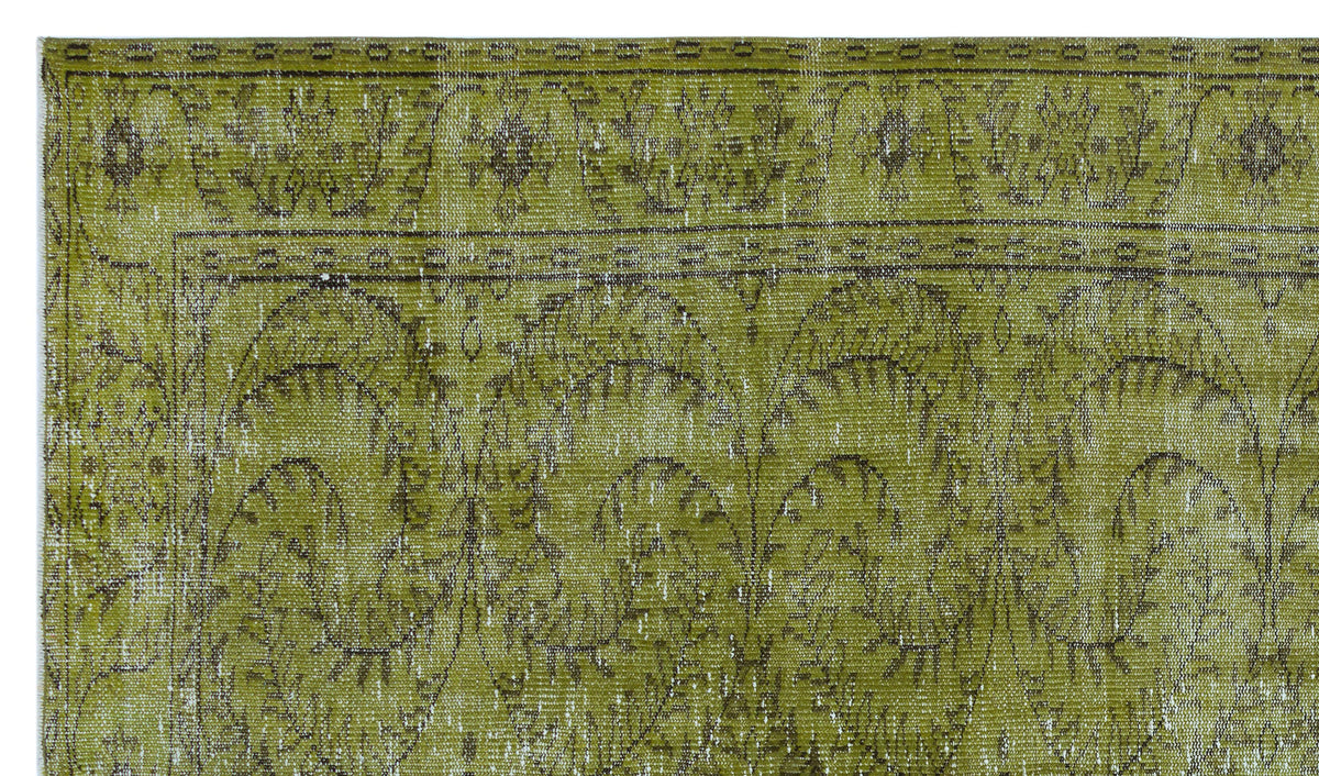 Green Over Dyed Vintage Rug 5&#39;3&#39;&#39; x 9&#39;0&#39;&#39; ft 159 x 275 cm