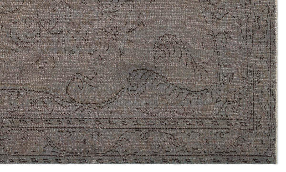 Gray Over Dyed Vintage Rug 5&#39;7&#39;&#39; x 9&#39;5&#39;&#39; ft 170 x 288 cm