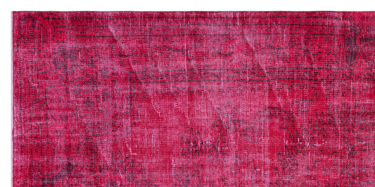 Fuchsia Over Dyed Vintage Rug 4&#39;6&#39;&#39; x 9&#39;5&#39;&#39; ft 138 x 288 cm
