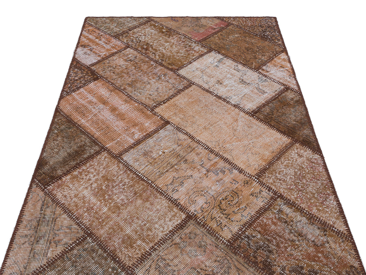 Brown Over Dyed Patchwork Unique Rug 3&#39;12&#39;&#39; x 5&#39;11&#39;&#39; ft 121 x 180 cm