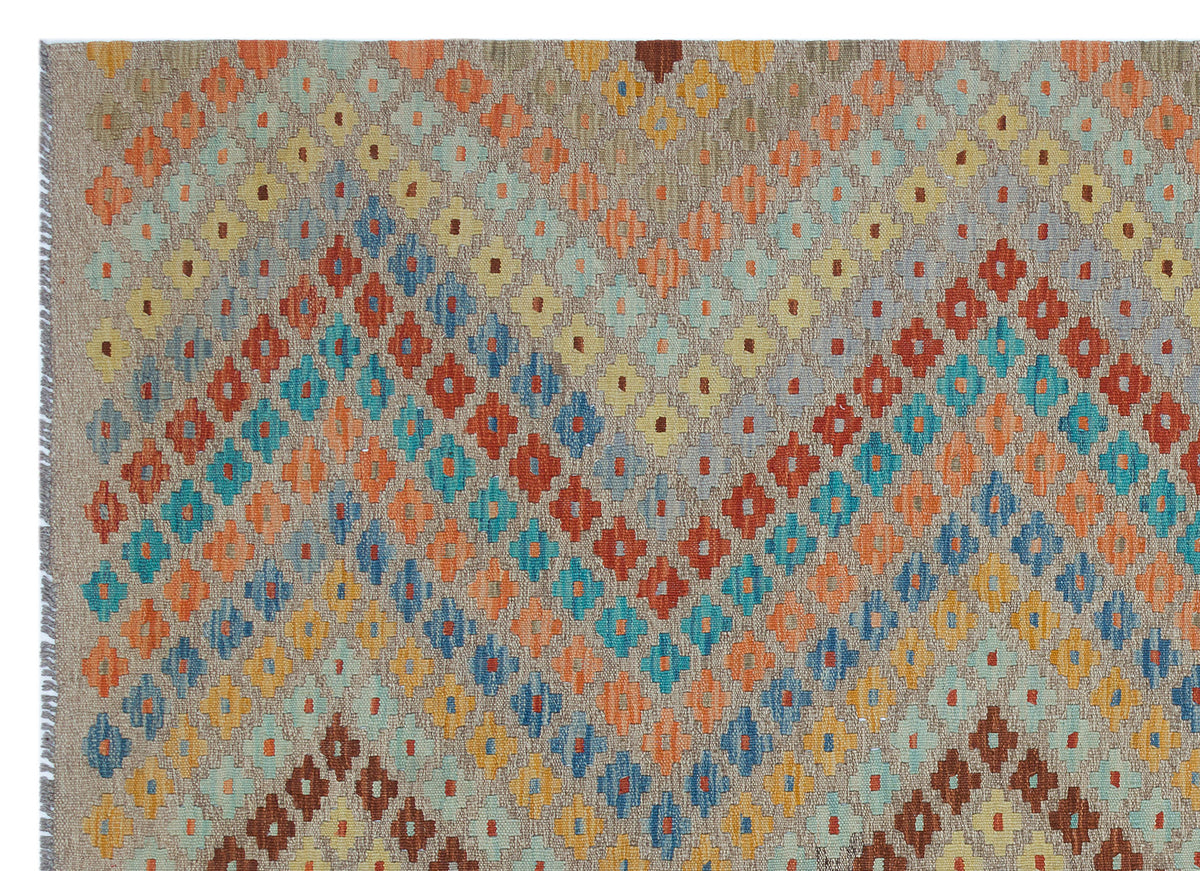 Naturel Over Dyed Kandahar Rug 5&#39;9&#39;&#39; x 7&#39;9&#39;&#39; ft 176 x 237 cm