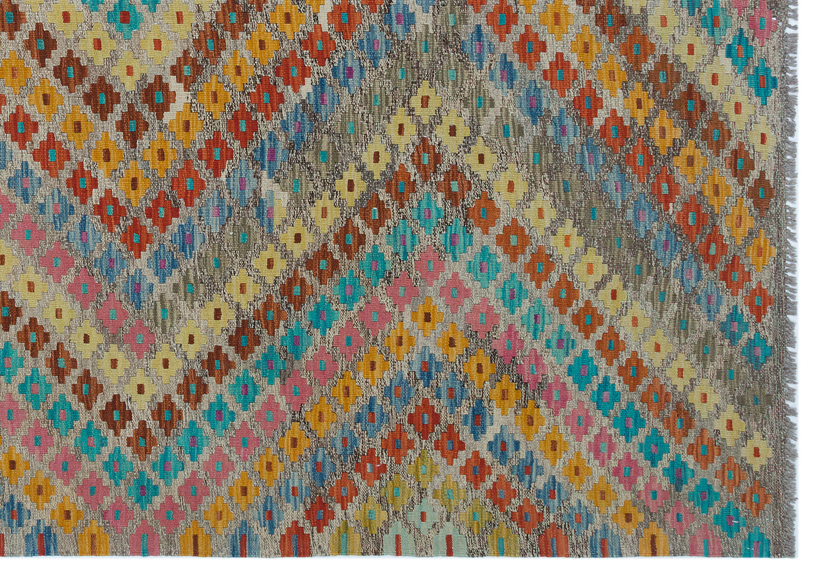 Naturel Over Dyed Kandahar Rug 5&#39;11&#39;&#39; x 8&#39;1&#39;&#39; ft 180 x 247 cm