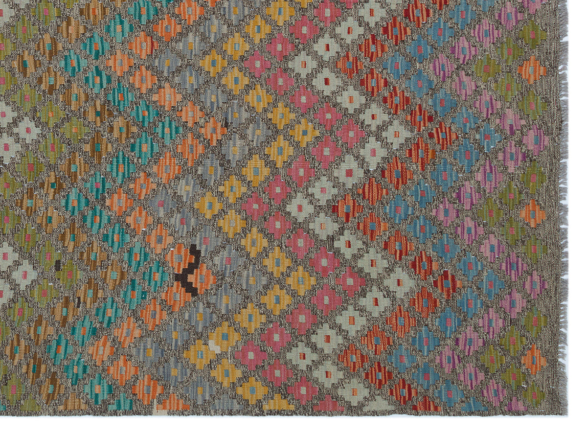 Naturel Over Dyed Kandahar Rug 6&#39;1&#39;&#39; x 8&#39;1&#39;&#39; ft 186 x 247 cm