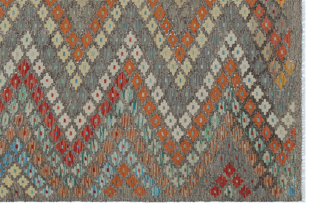 Naturel Over Dyed Kandahar Rug 5&#39;9&#39;&#39; x 8&#39;4&#39;&#39; ft 175 x 253 cm