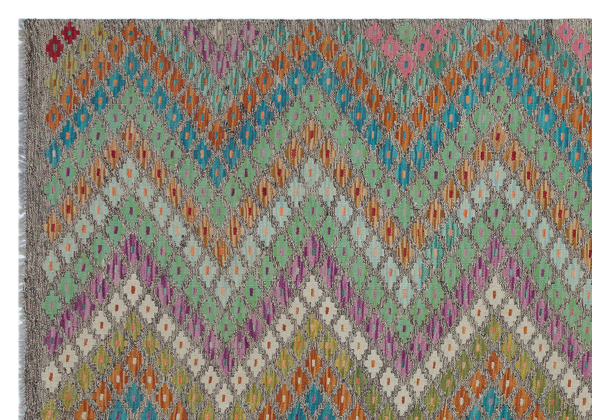 Naturel Over Dyed Kandahar Rug 5&#39;9&#39;&#39; x 8&#39;2&#39;&#39; ft 175 x 249 cm