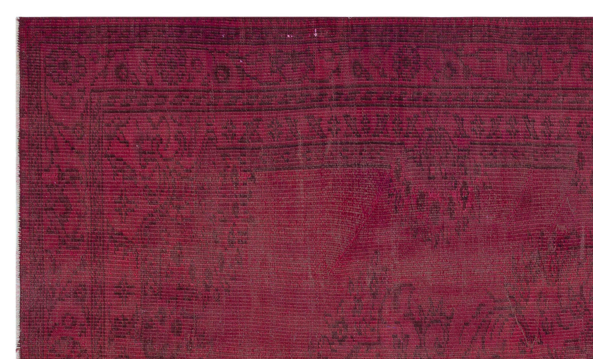 Traditional Design Fuchsia Over Dyed Vintage Rug 5&#39;4&#39;&#39; x 8&#39;11&#39;&#39; ft 162 x 272 cm