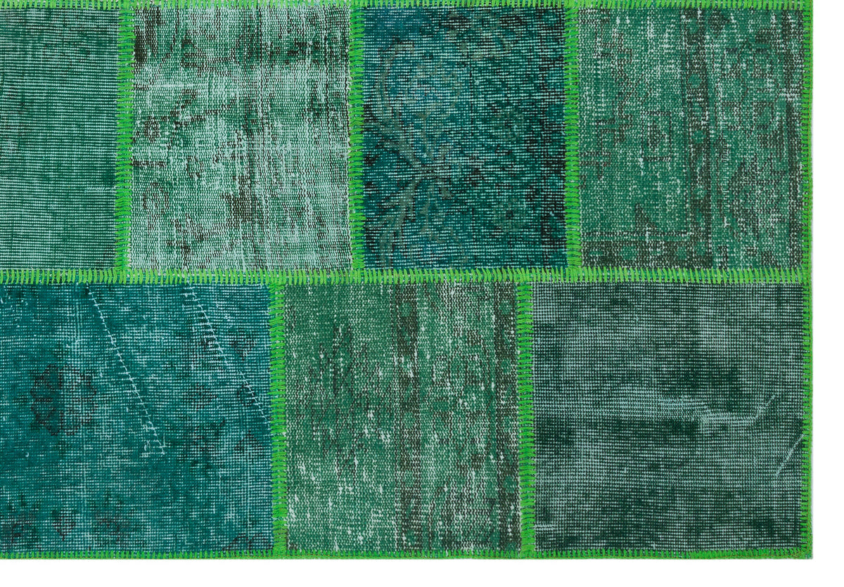 Green Over Dyed Patchwork Unique Rug 5&#39;3&#39;&#39; x 7&#39;7&#39;&#39; ft 160 x 230 cm