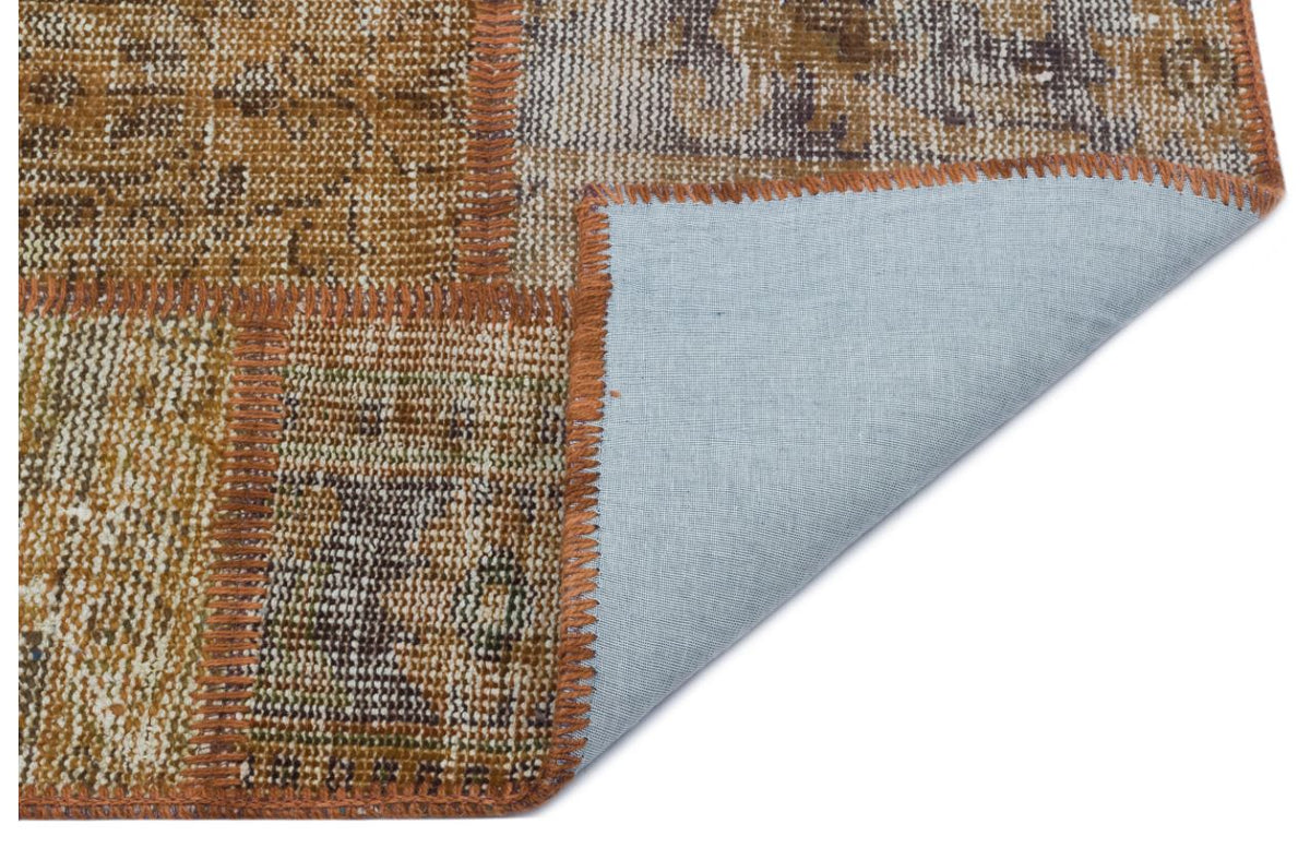 Brown Over Dyed Patchwork Unique Rug 2&#39;7&#39;&#39; x 4&#39;11&#39;&#39; ft 80 x 150 cm