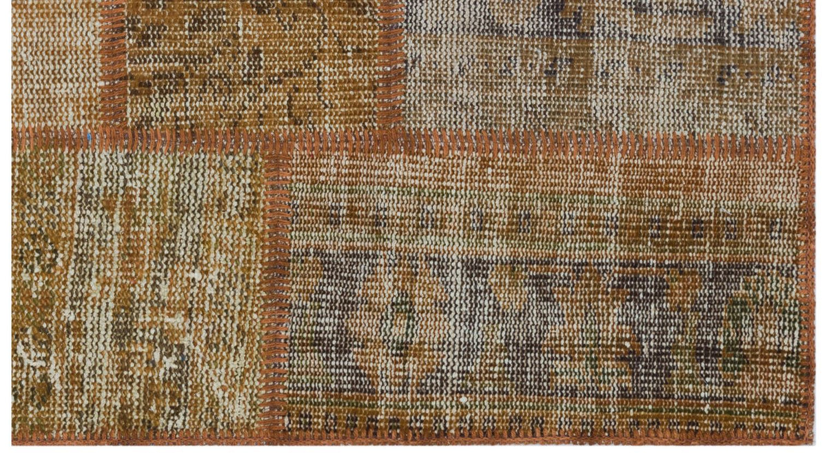 Brown Over Dyed Patchwork Unique Rug 2&#39;7&#39;&#39; x 4&#39;11&#39;&#39; ft 80 x 150 cm