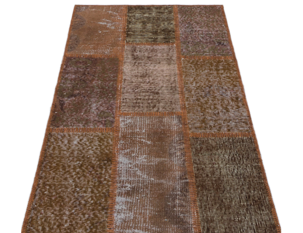Brown Over Dyed Patchwork Unique Rug 2&#39;7&#39;&#39; x 4&#39;11&#39;&#39; ft 80 x 150 cm
