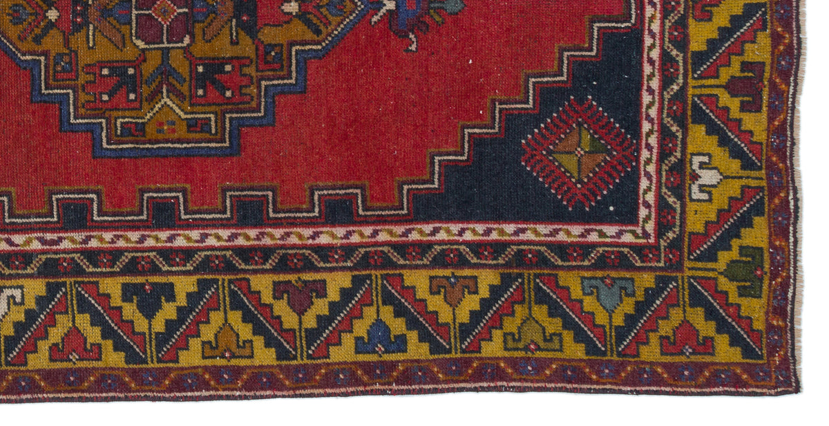 Natural Anatolium Turkish Vintage Rug 3&#39;10&#39;&#39; x 7&#39;9&#39;&#39; ft 117 x 236 cm