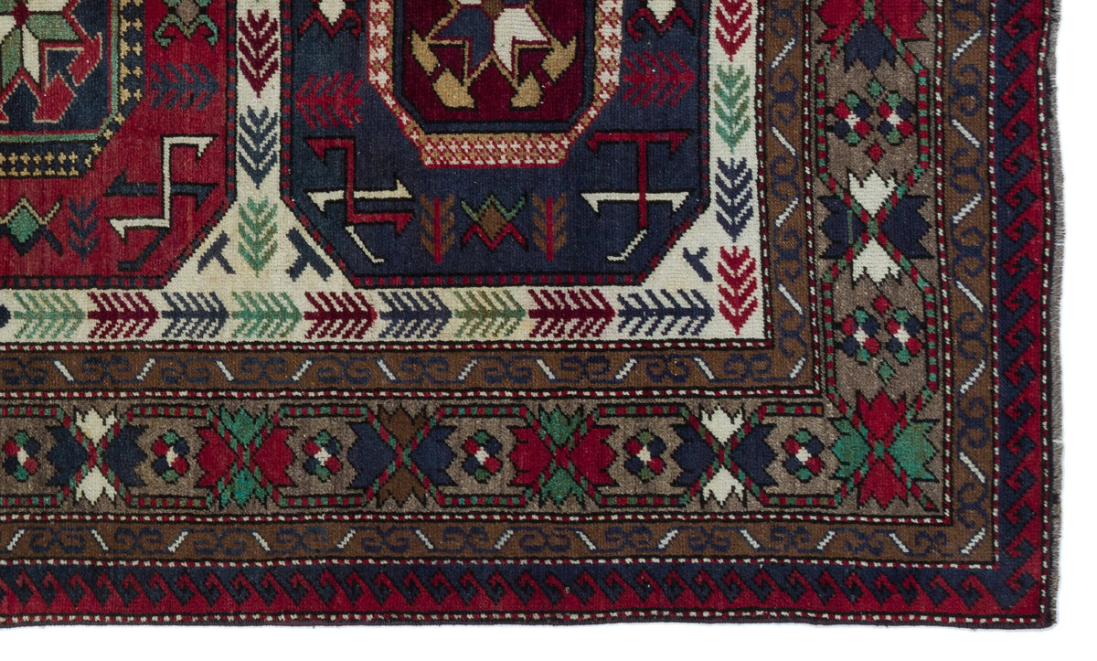 Natural Anatolium Turkish Vintage Rug 4&#39;6&#39;&#39; x 7&#39;7&#39;&#39; ft 137 x 230 cm