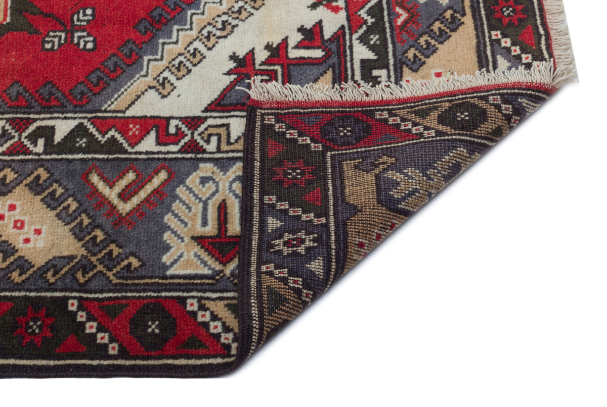 Natural Anatolium Turkish Vintage Rug 3&#39;11&#39;&#39; x 6&#39;7&#39;&#39; ft 120 x 200 cm