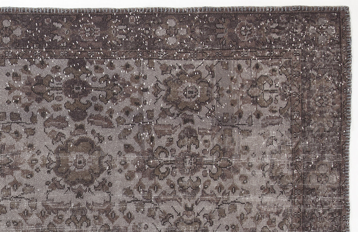 Gray Over Dyed Vintage Rug 5&#39;6&#39;&#39; x 9&#39;10&#39;&#39; ft 167 x 300 cm