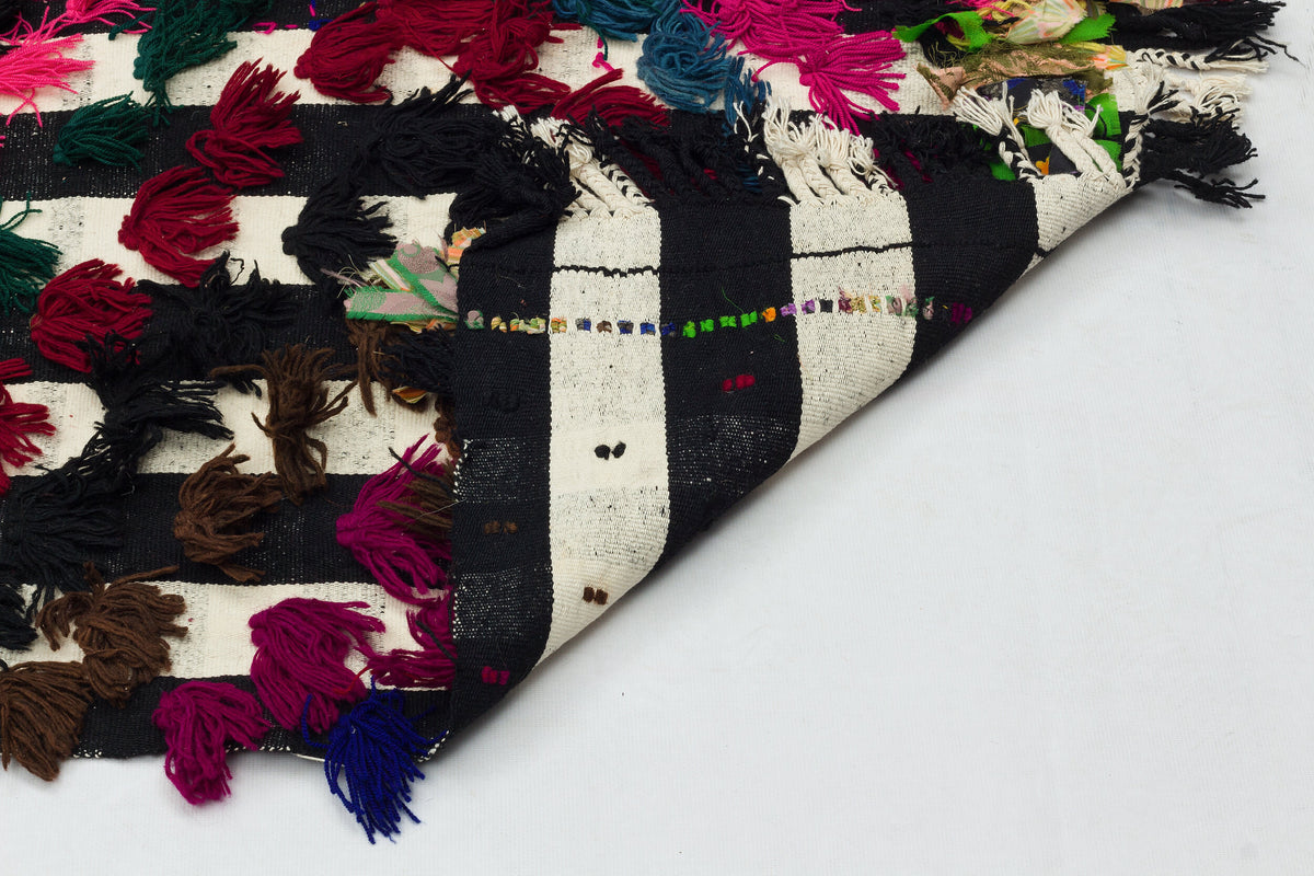 One-of-a-kind Hand Knotted Tulu Rug 5&#39;7&#39;&#39; x 8&#39;6&#39;&#39; ft 170 x 260 cm