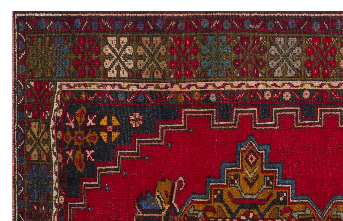 Natural Anatolium Turkish Vintage Rug 3&#39;12&#39;&#39; x 6&#39;6&#39;&#39; ft 121 x 197 cm