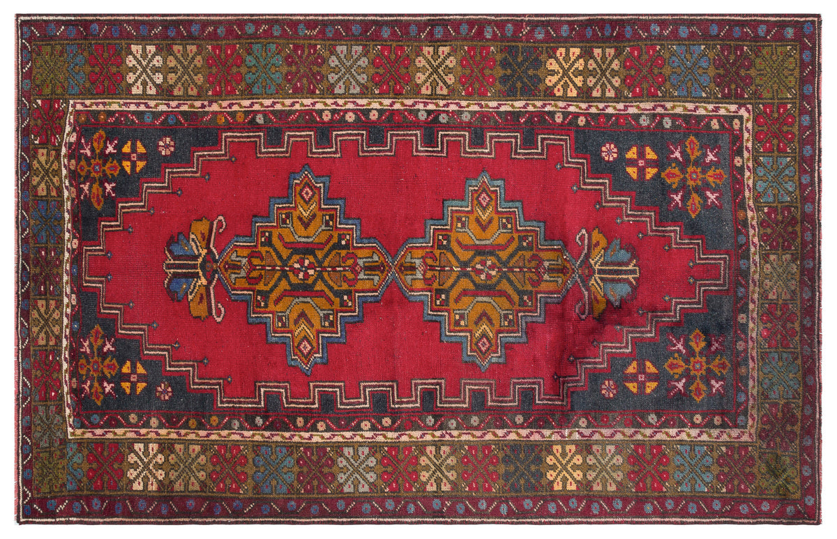 Natural Anatolium Turkish Vintage Rug 3&#39;12&#39;&#39; x 6&#39;6&#39;&#39; ft 121 x 197 cm