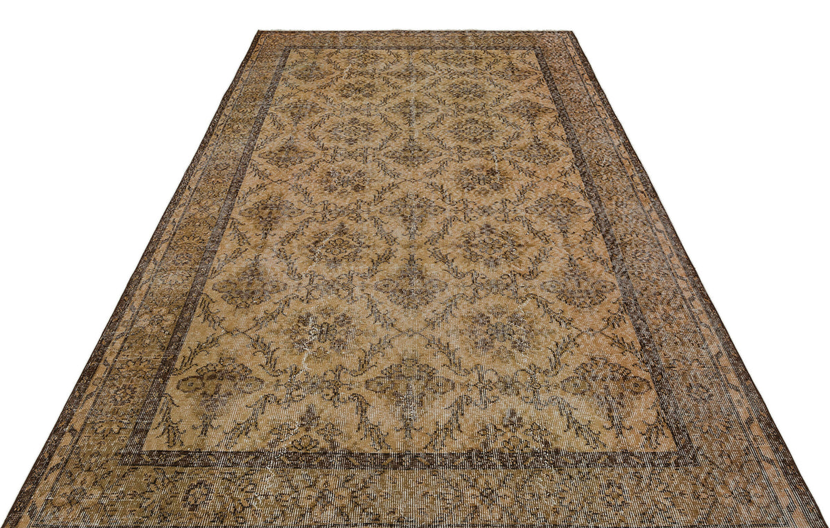 Brown Over Dyed Vintage Rug 5&#39;9&#39;&#39; x 9&#39;5&#39;&#39; ft 176 x 288 cm