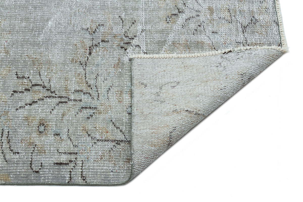 Gray Over Dyed Vintage Rug 5&#39;7&#39;&#39; x 9&#39;8&#39;&#39; ft 171 x 294 cm