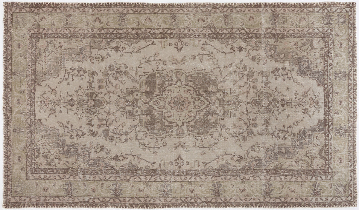 Beige Over Dyed Vintage Rug 5&#39;6&#39;&#39; x 9&#39;6&#39;&#39; ft 167 x 290 cm
