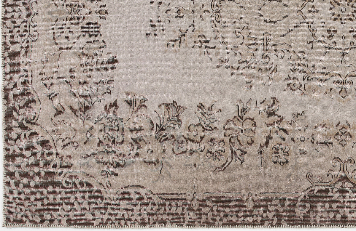 Beige Over Dyed Vintage Rug 5&#39;8&#39;&#39; x 8&#39;10&#39;&#39; ft 172 x 270 cm