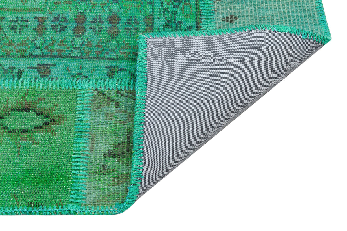 Green Over Dyed Patchwork Unique Rug 2&#39;8&#39;&#39; x 4&#39;12&#39;&#39; ft 82 x 152 cm