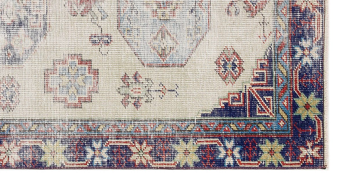 Natural Anatolium Turkish Vintage Rug 2&#39;10&#39;&#39; x 5&#39;6&#39;&#39; ft 87 x 168 cm