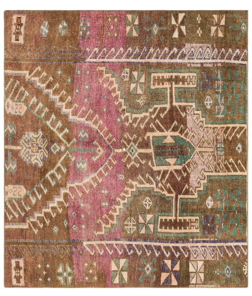 Natural Anatolium Turkish Vintage Rug 4&#39;2&#39;&#39; x 4&#39;8&#39;&#39; ft 128 x 143 cm