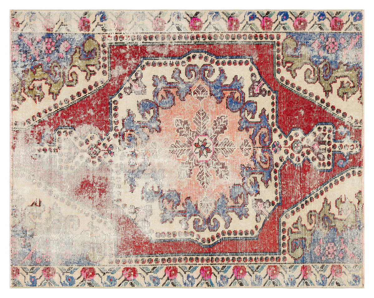 Natural Anatolium Turkish Vintage Rug 4&#39;5&#39;&#39; x 5&#39;7&#39;&#39; ft 134 x 170 cm