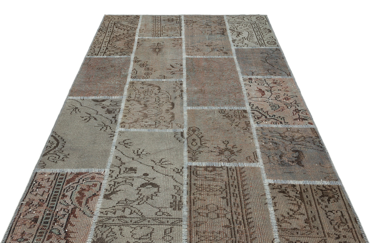 Beige Over Dyed Patchwork Unique Rug 5&#39;3&#39;&#39; x 7&#39;7&#39;&#39; ft 161 x 232 cm