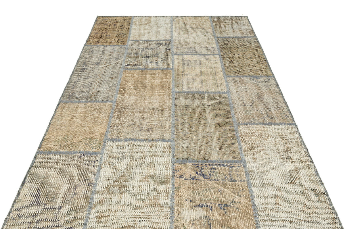Beige Over Dyed Patchwork Unique Rug 5&#39;3&#39;&#39; x 7&#39;7&#39;&#39; ft 161 x 231 cm