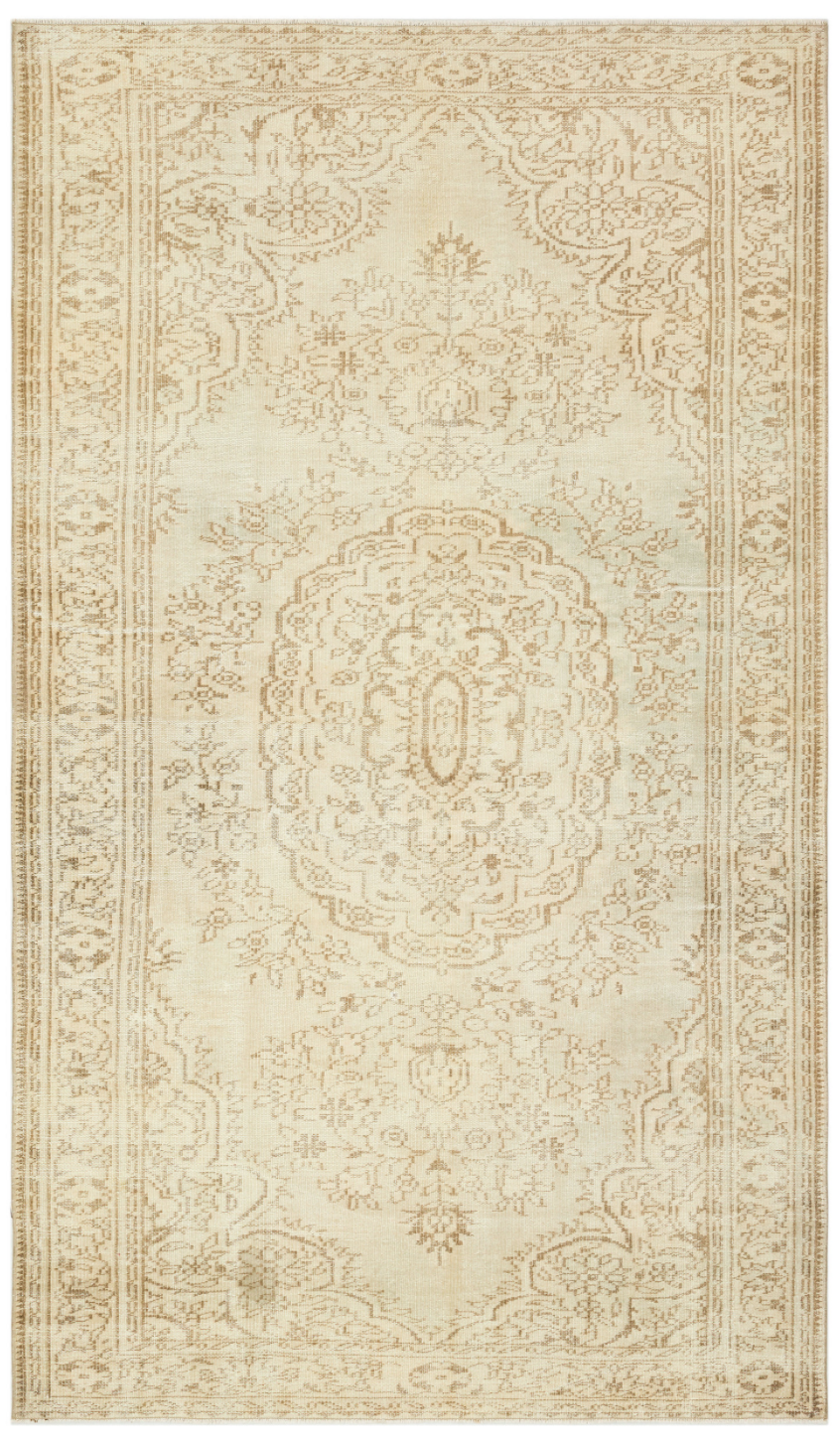Traditional Design Beige Over Dyed Vintage Rug 5&#39;7&#39;&#39; x 9&#39;8&#39;&#39; ft 170 x 294 cm