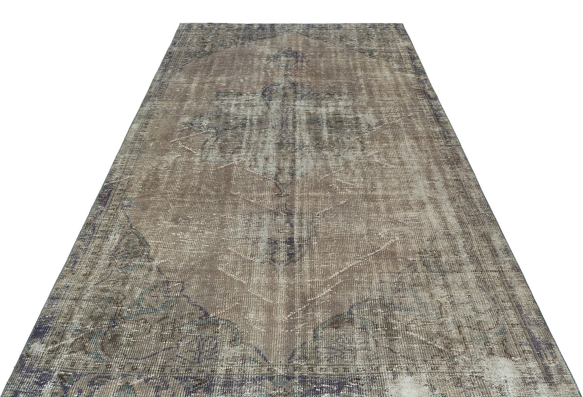 Traditional Design Gray Over Dyed Vintage Rug 5&#39;6&#39;&#39; x 9&#39;1&#39;&#39; ft 167 x 278 cm