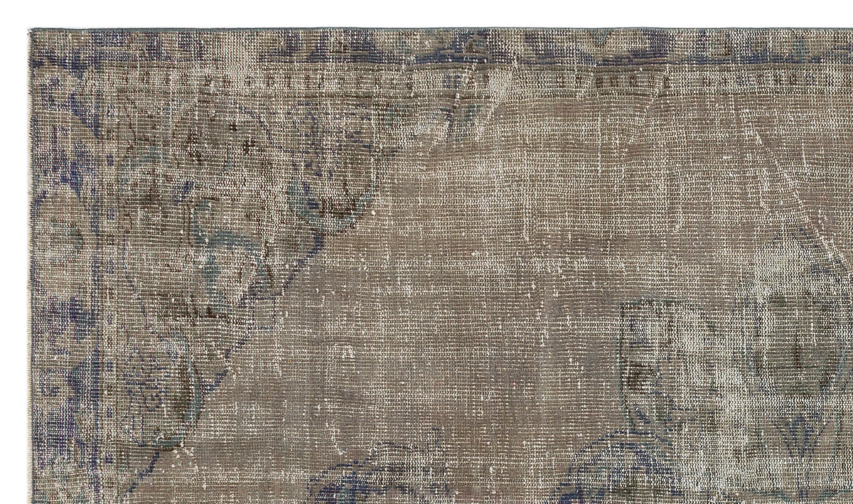 Traditional Design Gray Over Dyed Vintage Rug 5&#39;6&#39;&#39; x 9&#39;1&#39;&#39; ft 167 x 278 cm
